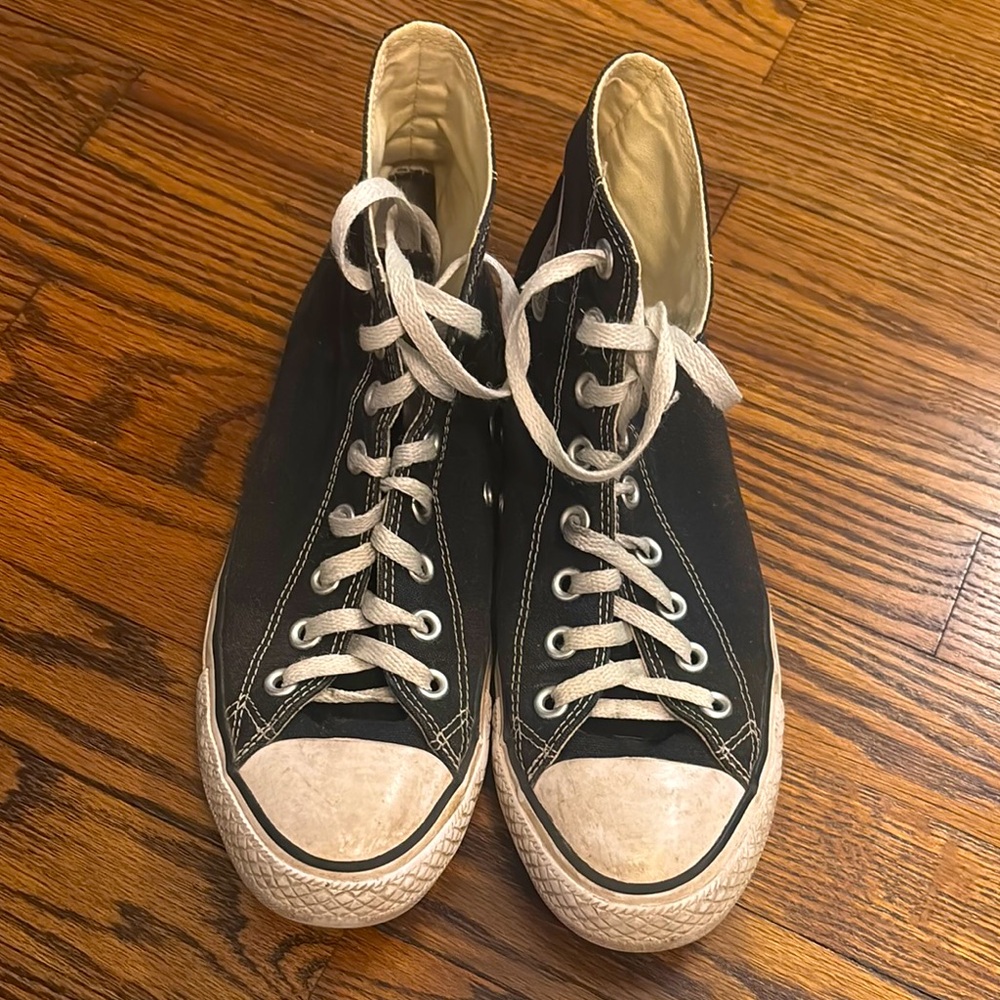 Black Converse